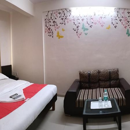 Hotel Royal Regency Aurangabad  Ngoại thất bức ảnh